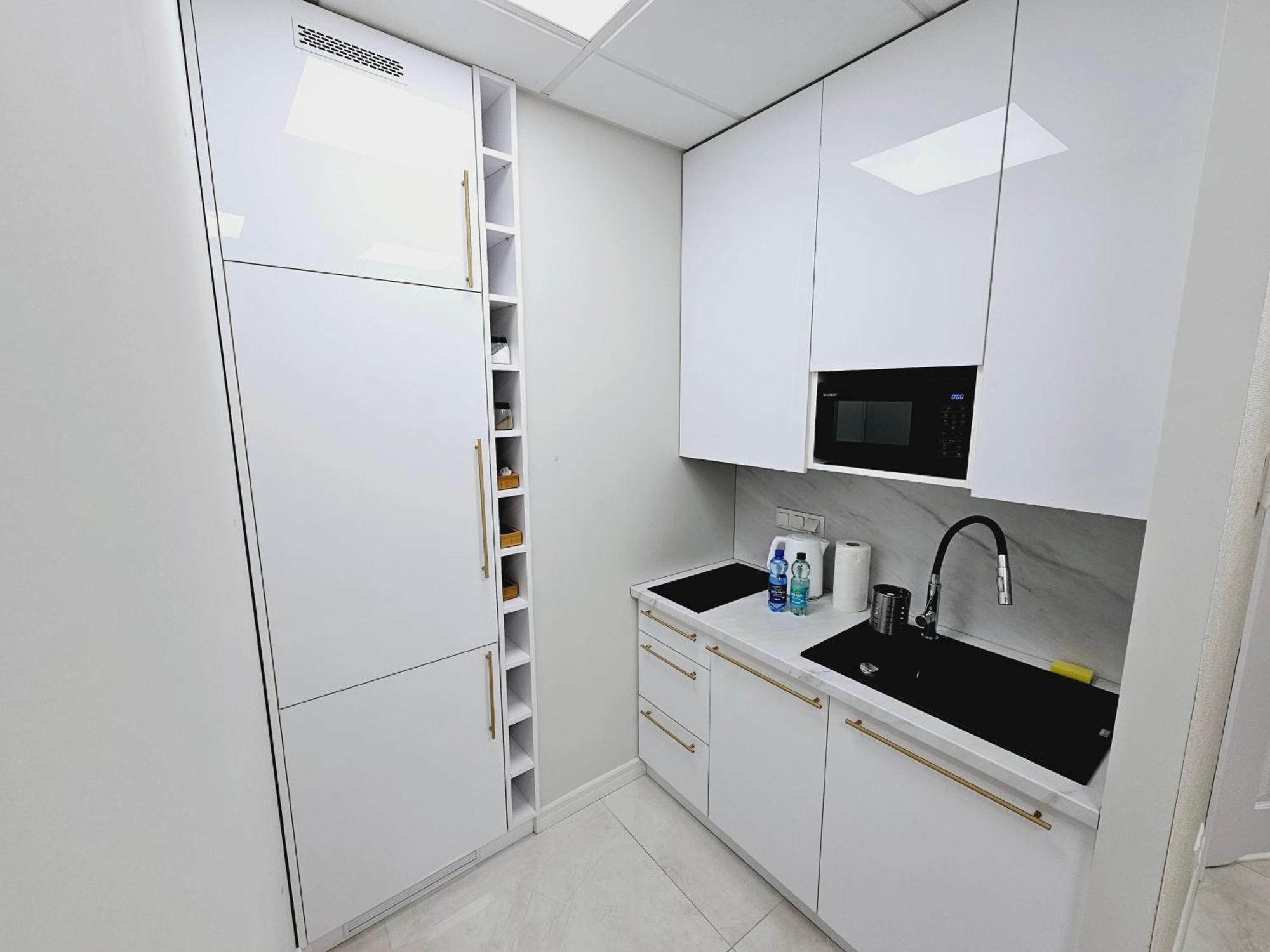 Apartamenty Wola Tower Warsaw Exterior photo